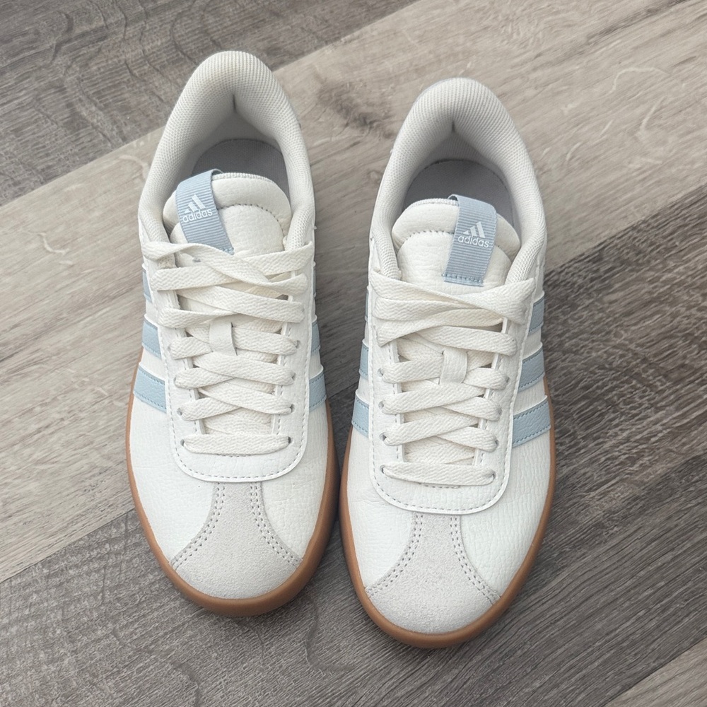 WOMEN'S ADIDAS VL COURT 3.0 SNEAKERS NWOT